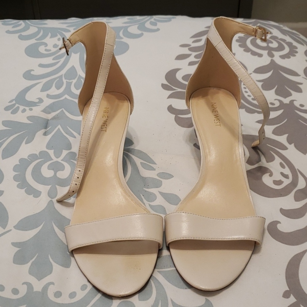 Nine west kitten heel sandals
